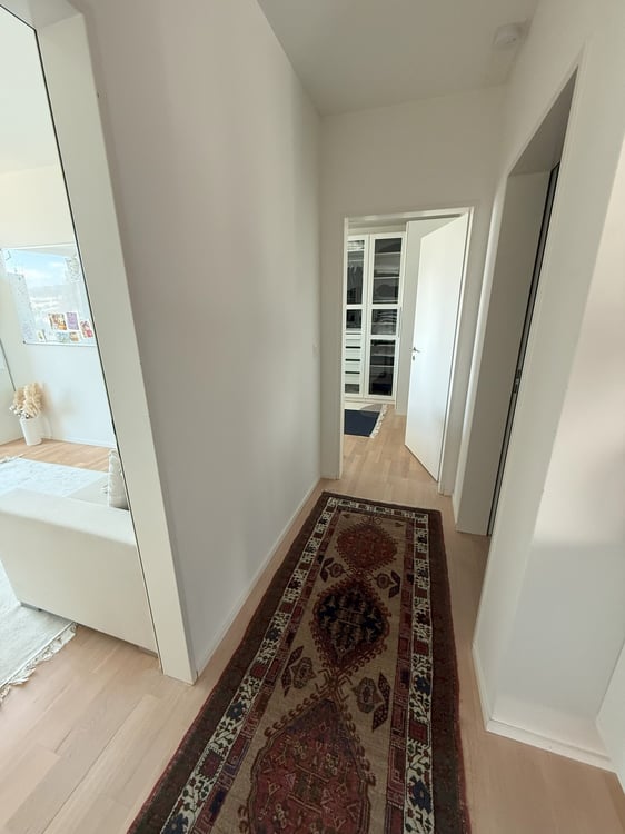 3.5 Zimmer Wohnung mit Loggia und Bergsicht 8