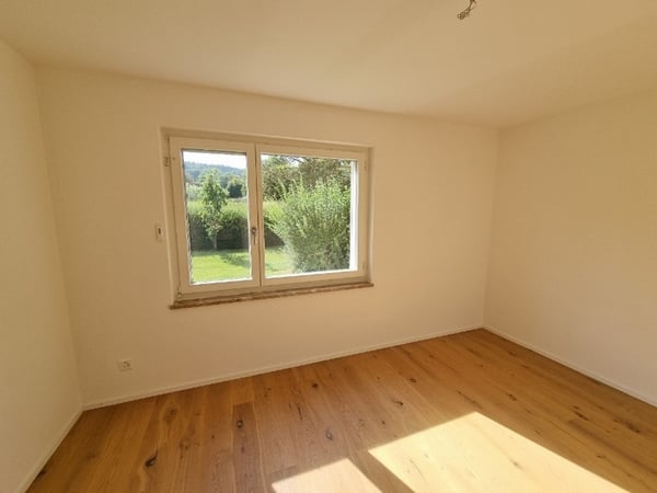 Helle 4.5-Zimmer-Wohnung inkl. 2 Garagenplätzen, Hobbyraum und Garten in Thalwil 6