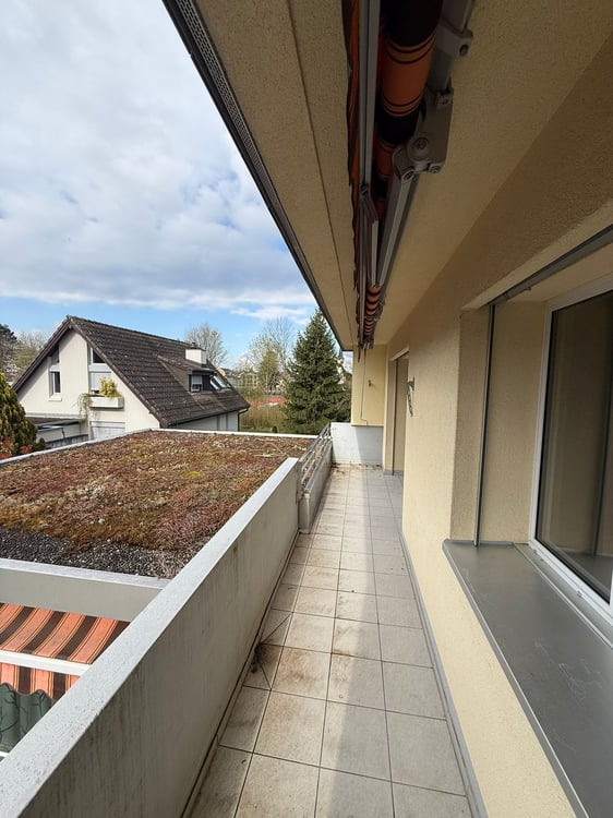 Ruhige, renovierte 3.5ZimmerWohnung mit Balkon im Grünen von Therwil 6