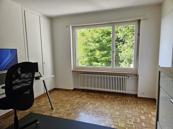 Helle 5.5-Zimmer-Maisonette mit Seesicht 7