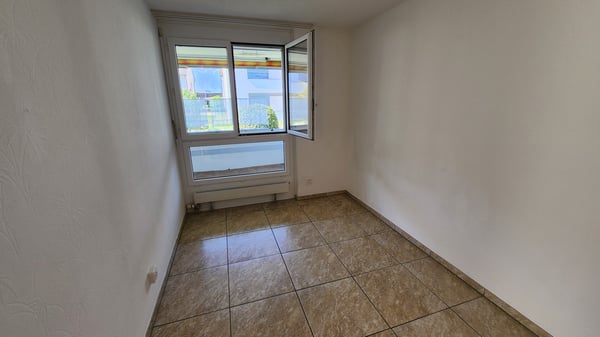 Helle 4,5-Zimmerwohnung in ruhigem, familienfreundlichen Quartier 8