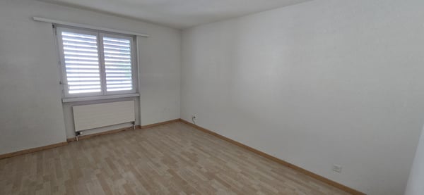 Nachmieter für eine günstige 4 1/2 Zimmerwohnug gesucht. 4
