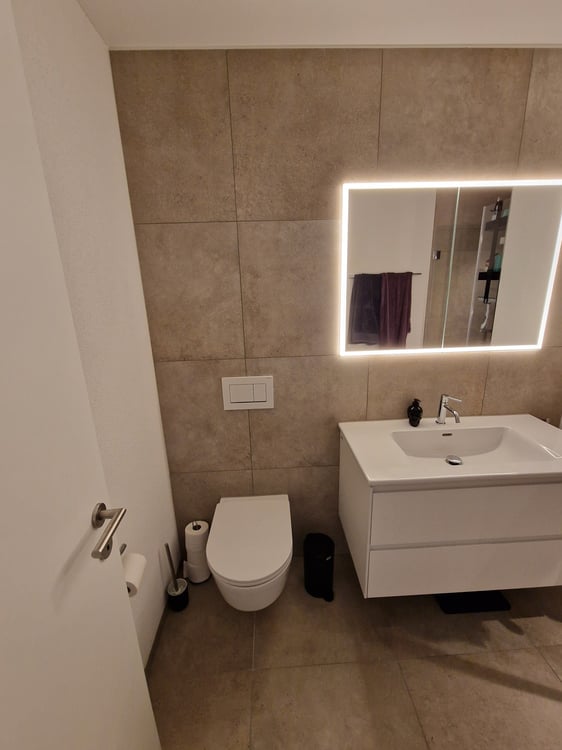 Moderne 4.4 Zimmerwohnung in Wohlen 6