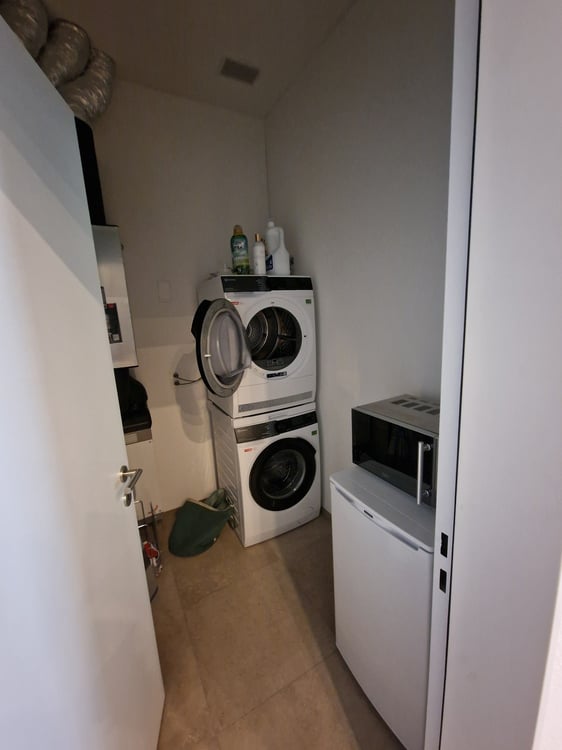 Moderne 4.4 Zimmerwohnung in Wohlen 8
