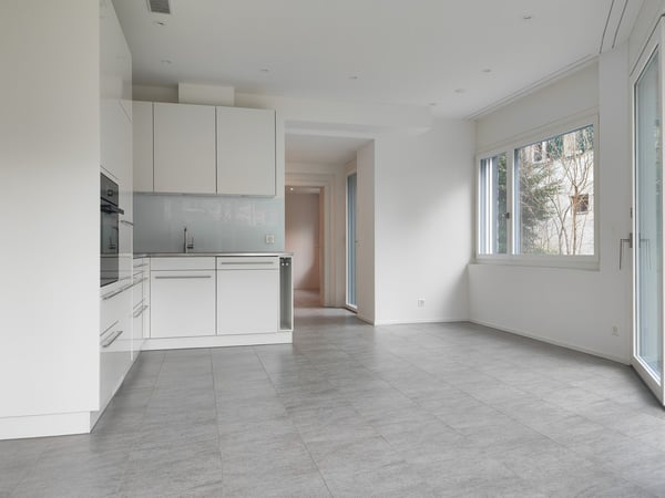 Moderne 2.5-Zimmerwohnung mit privatem Gartensitzplatz 3