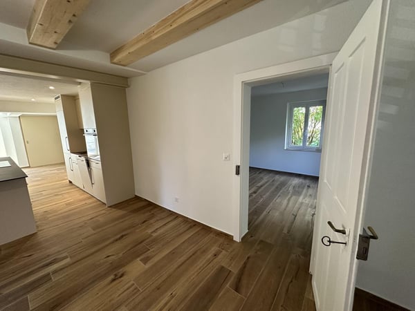 Frisch renovierte 3.5-Zimmer-Parterrewohnung mit Gartenzugang 3