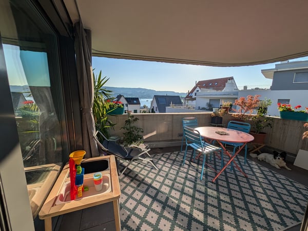 3.5 flat with views of the lake 3