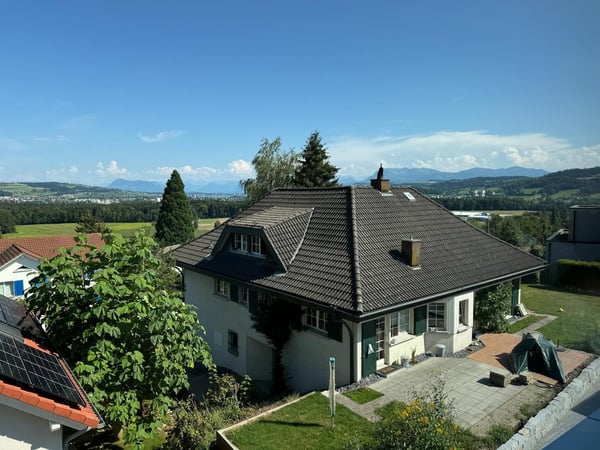 Modernes 5.5-Zimmer-Einfamilienhaus mit Garten in St. Erhard  Nachmieter gesucht 4