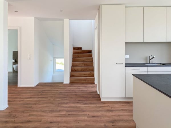 Modernes 5.5-Zimmer-Einfamilienhaus mit Garten in St. Erhard  Nachmieter gesucht 7