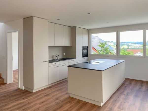 Modernes 5.5-Zimmer-Einfamilienhaus mit Garten in St. Erhard  Nachmieter gesucht 6