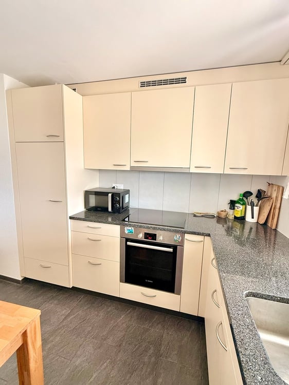 Fully Furnished Apartment with Dedicated Home Office in Thun | September 2026  January 2027 9