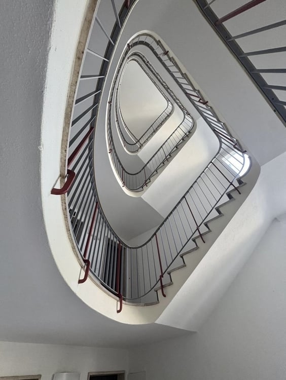 3.5Zi Wohnung (95qm) zentral im Seefeld 11