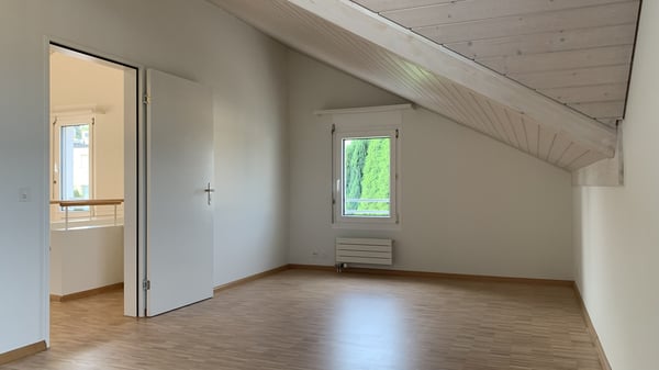 Schöne ruhige 3 1/2 Zimmer-Maisonettewohnung im 1.OG & 2.OG mit 95m2 zu vermieten 7
