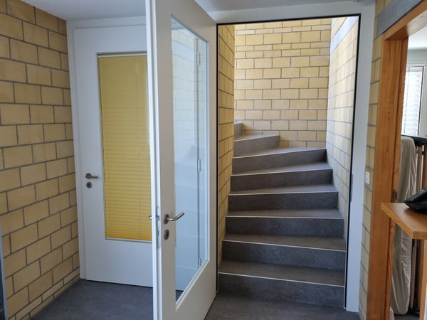 Stilvolle 3-Zimmer Wohnung im Grünen mit zwei Gartensitzplätzen für Singles oder Paare 9