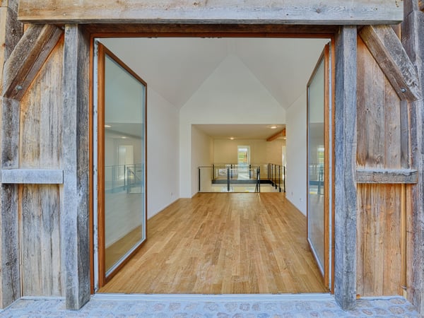 Wohnen mit Charakter  moderne Maisonette im umgebauten Bauernhaus 2