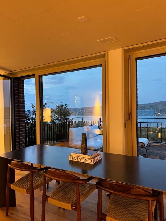 Private Room in Lake View Design Furnished Apartment 4