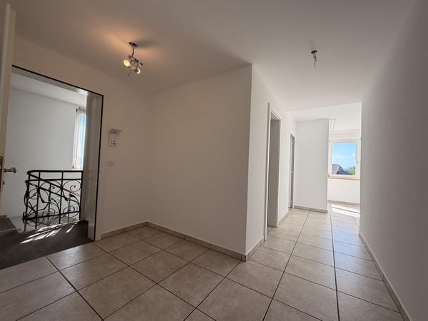 Grosszügige 5-Zimmerwohnung mit Weitsicht im stilvollen Jugendstilhaus 13