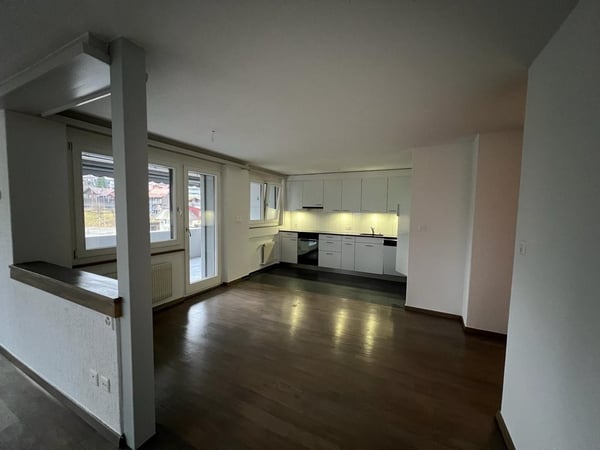 Gemütliche 5.5-Zimmer-Wohnung zu vermieten 3