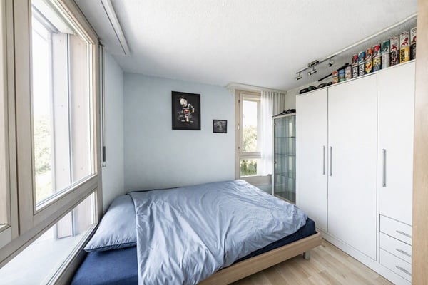 Grosszügige 4½-Zimmer-Maisonettewohnung mit Garten in Heimberg 3