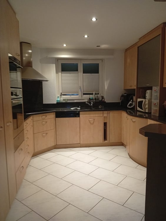 Charmante 5.5 Zi-Whg Maisonette mit grossem, pflegeleichten Garten 1