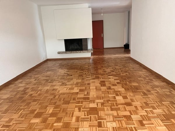 Grosszügige 4.5-Zimmerwohnung an ruhiger Lage zu vermieten