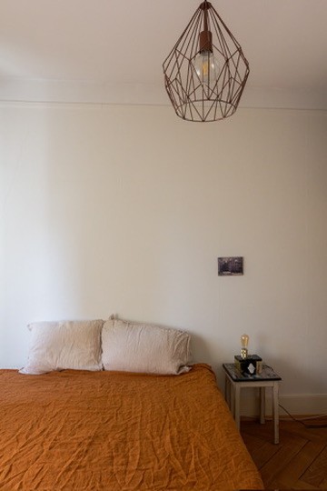 Lichtdurchfluteter 1910er Altbau im Kreis 5: 4 Zimmer, Balkon, Bad & Küche im englischen Landhausstil. 9