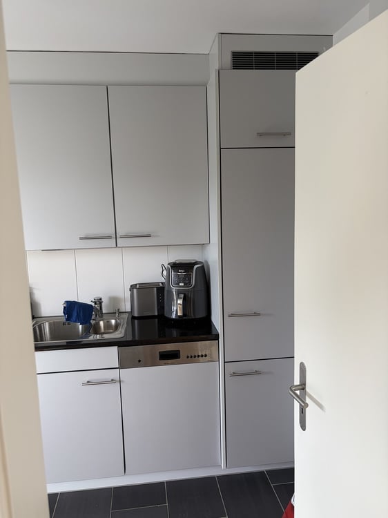 Möblierte Wohnung mit Seesicht zur Untermiete unbefristet 4