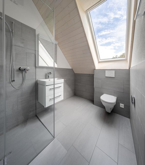 Grosse Maisonette Wohnung 13
