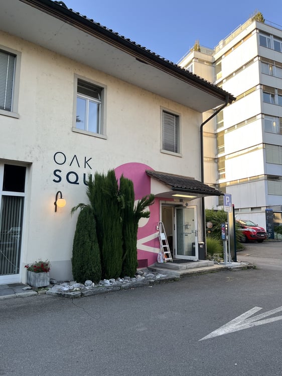 Musikraum / Mehrzweckraum oder Büro im Eichtalpark, Parkplatz vor dem Haus, Busstation 100m entfernt 2