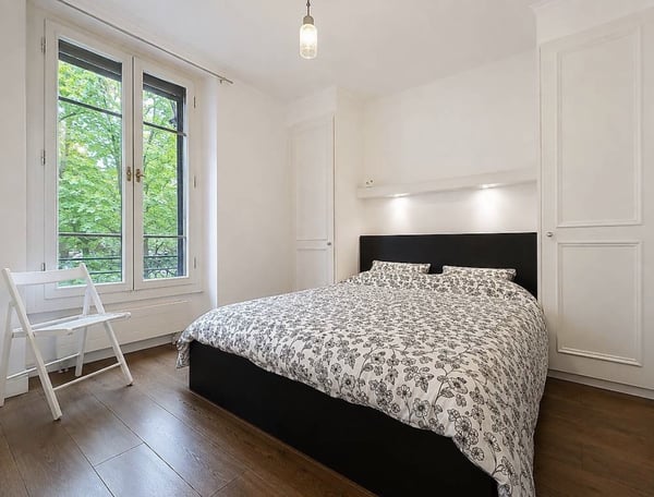 Plainpalais 80 m², balcon avec vue sur le Salève 1