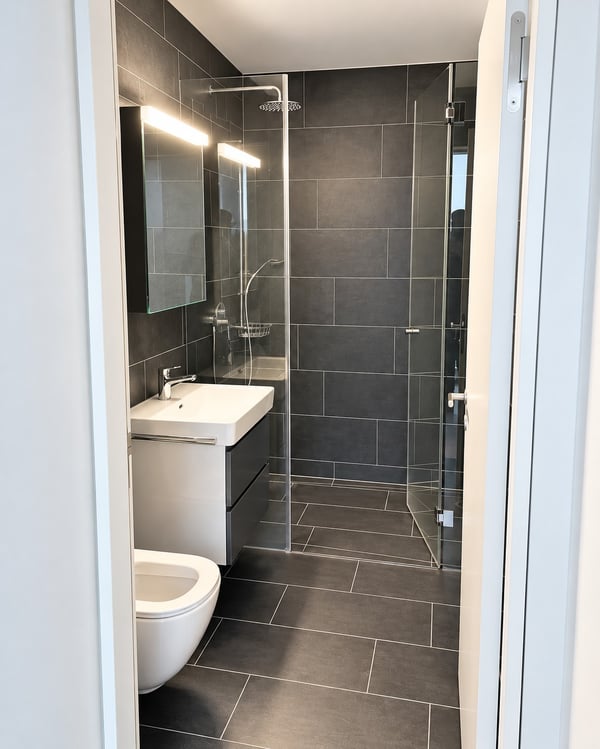 Helle 3.5-Zimmer-Dachwohnung mit Balkon, Weitsicht & Bahnhof direkt vor der Haustüre 7