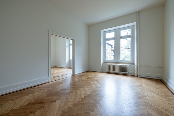 Helle, grosszügige 4.5-Zimmer-Wohnung mit 2 Balkonen, 100m2 | Bright, spacious 4.5-room apartment with 2 balconies, 100m2 11