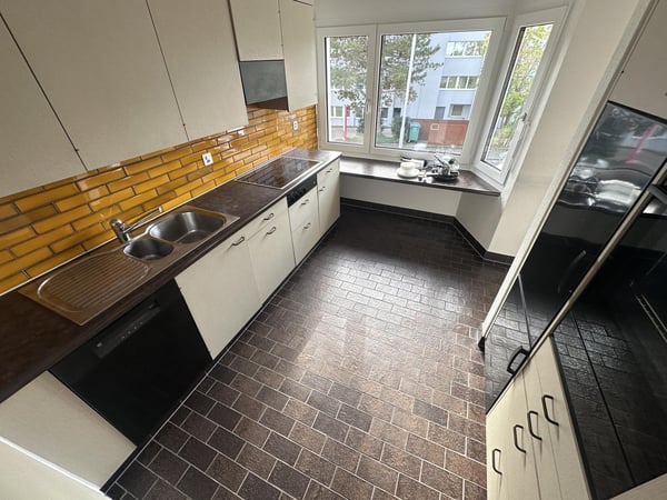 Single furnished room in a shared flat in Zürich (limited till 30. September 2027) 13