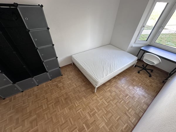 Single furnished room in a shared flat in Zürich (limited till 30. September 2027) 6
