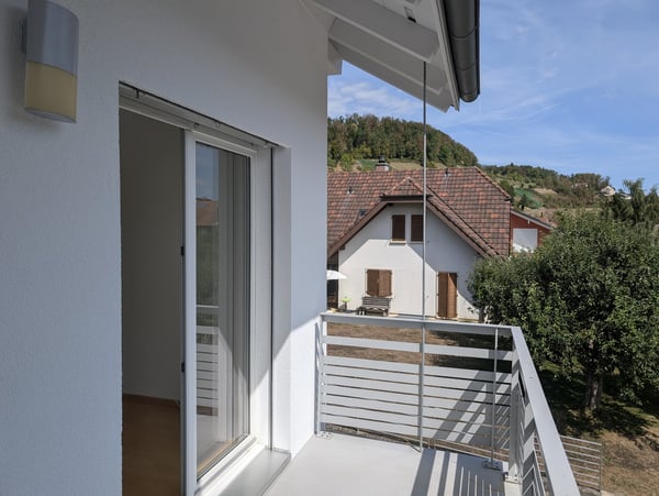 4.5-Zimmer-Maisonettewohnung mit Galerie und Balkon in Ziefen 12