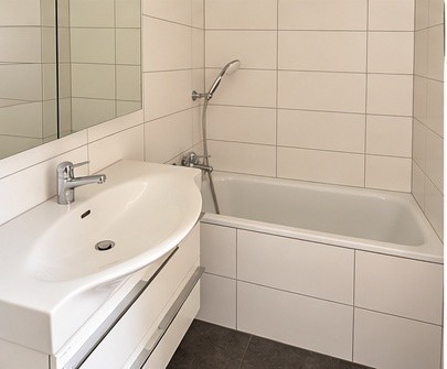 Grosszügige 4.5-ZWG mit Cheminée und weitläufiger Terrasse 8