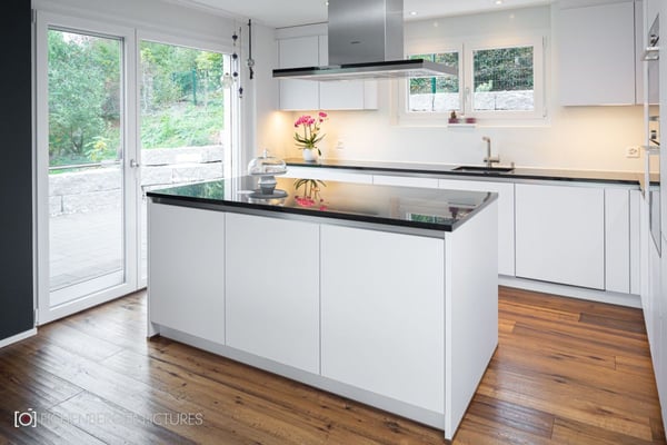 Hochwertiges EFH in Zeihen - erhöhte Lage, viel Privatsphäre & schöner Weitblick 4