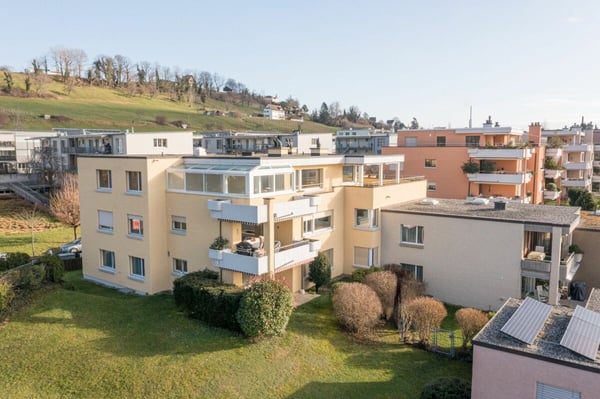 Exklusive 1½-Zimmer-Attikawohnung mit 91 m² Dachterrasse und Seesicht 7