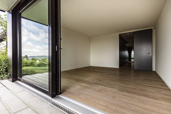 Grosszügige 1.5-Zimmer-Maisonettewohnung mit traumhafter Weitsicht 4