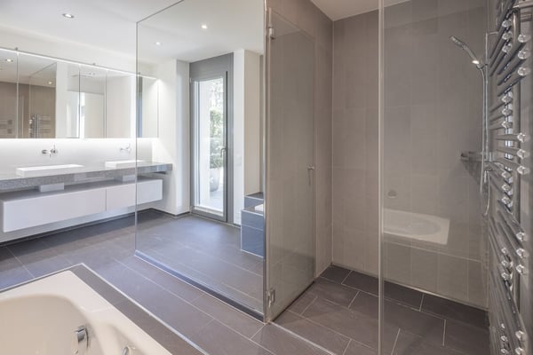 Exklusives Wohnen mit traumhafter Weitsicht 6