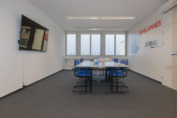 Gut ausgebaute Büroräume an zentraler Lage von Frick 2