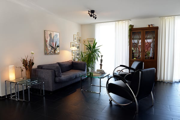 Wunderschöne 1.5 Zimmer-Wohnung mit Innenhof zu vermieten 4