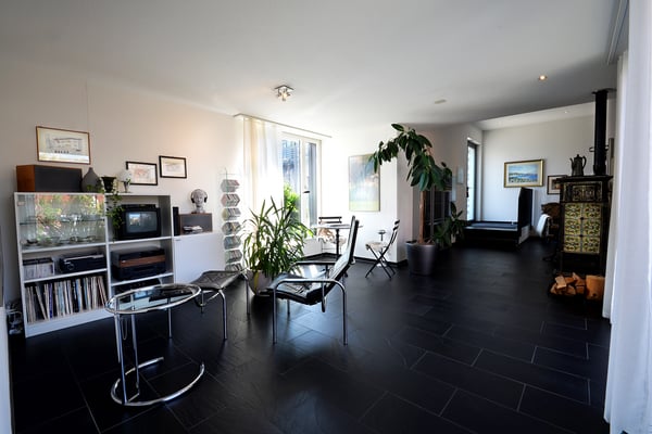 Wunderschöne 1.5 Zimmer-Wohnung mit Innenhof zu vermieten 3