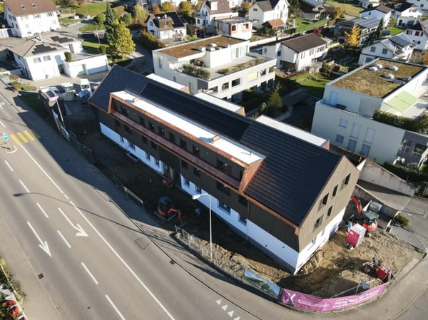 WÜNSCHEN SIE EINE UNVERBINDLICHE BESICHTIGUNG? 8