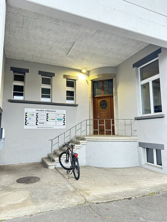 Büro, Praxis oder Atelier 9