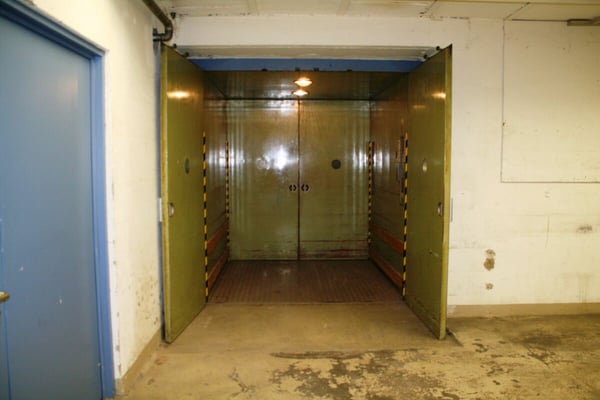 Werkstatt oder Lager gesucht? 210 m² mit optimaler Infrastruktur 2