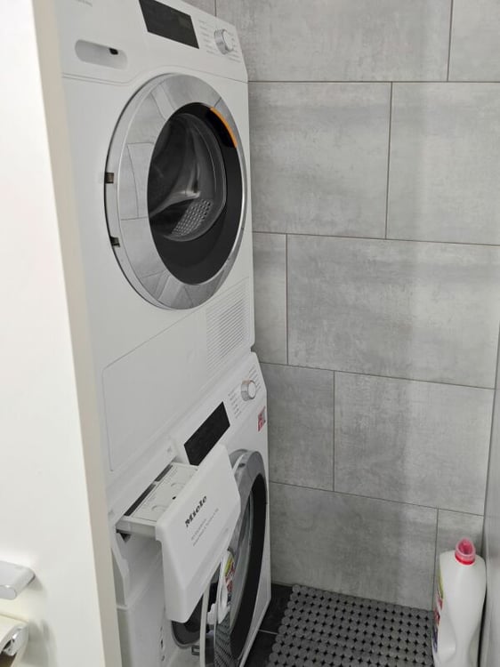 Helle, moderne Wohnung an zentraler Lage 10