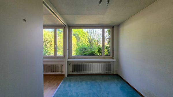 Grosszügiges Einfamilienhaus mit Entwicklungspotenzial 8