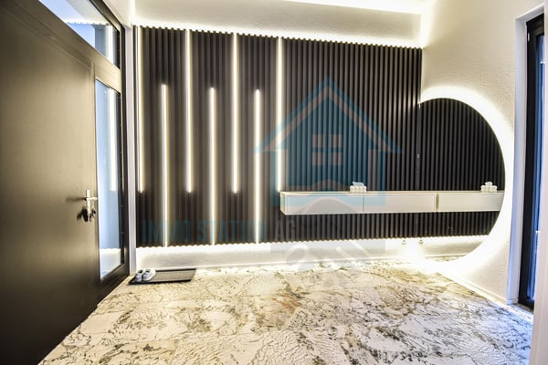 Luxuriöse Gewerbefläche mit moderner Architektur und Design 6