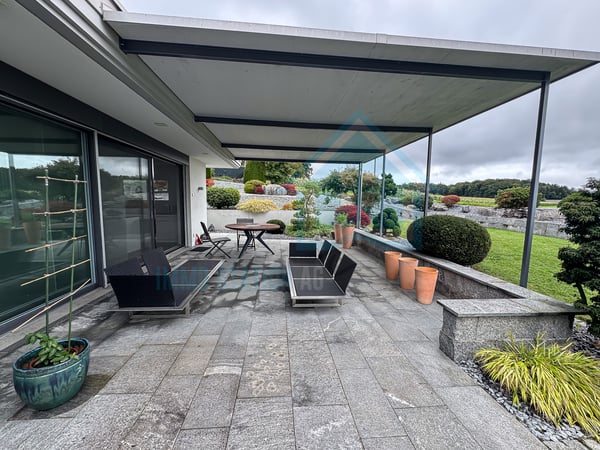 Luxuriöses Terrassenhaus am Sonnenhang mit unverbaubarem Alpenpanorama 13